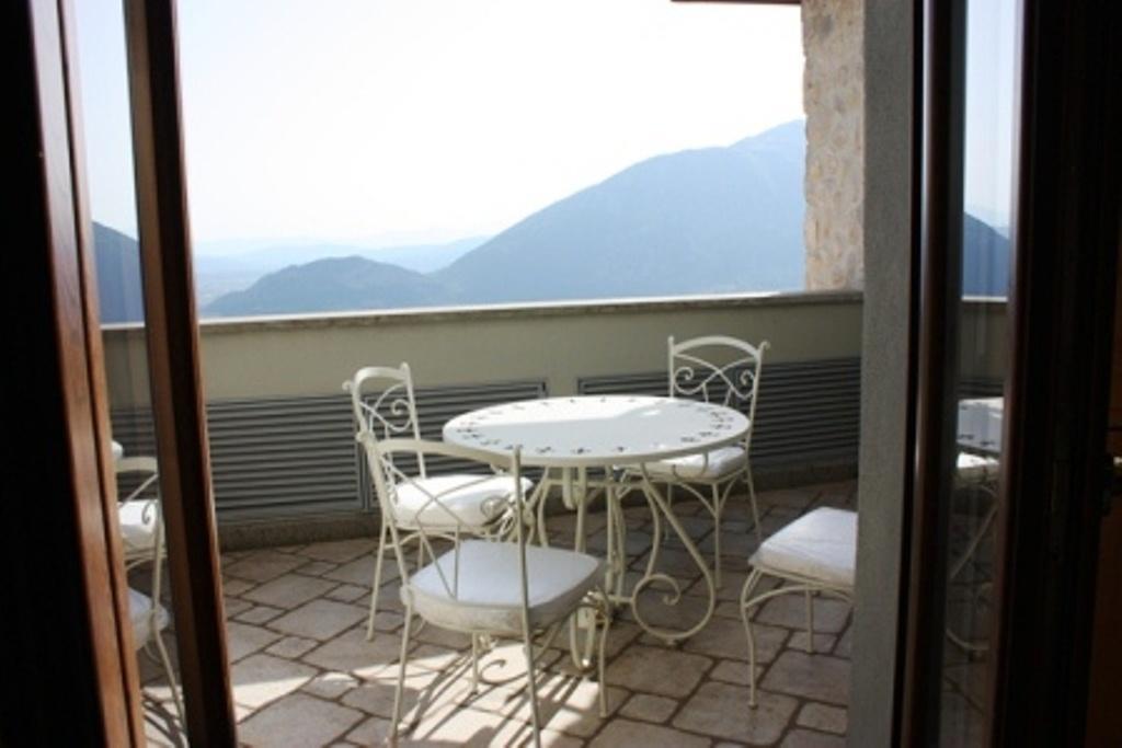 La Codarda Country House Pescosolido Номер фото